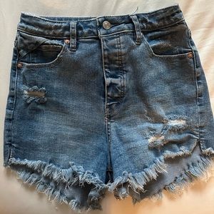 Free People denim shorts size 26
